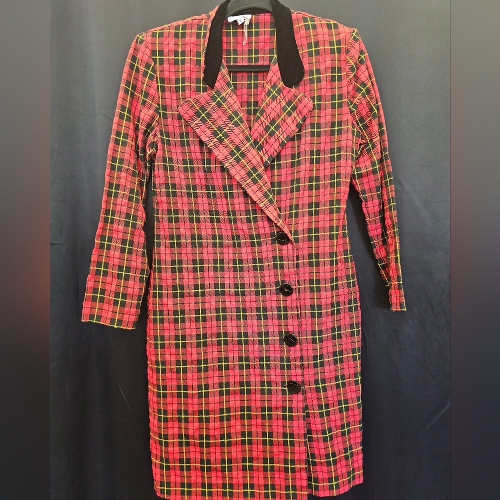 Cute, vintage, paid, velvet, Christmas, retro, maximalist, chic, classic